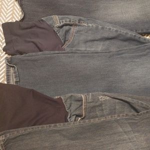 6 pairs total. Women's size 18 maternity pants